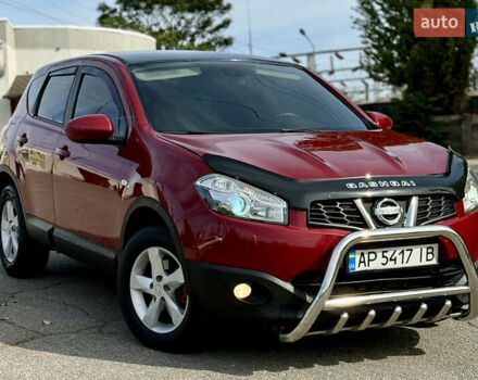 Красный Ниссан Кашкай, объемом двигателя 2 л и пробегом 165 тыс. км за 7900 $, фото 5 на Automoto.ua