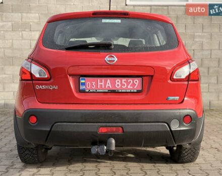 Красный Ниссан Кашкай, объемом двигателя 1.5 л и пробегом 150 тыс. км за 9999 $, фото 54 на Automoto.ua