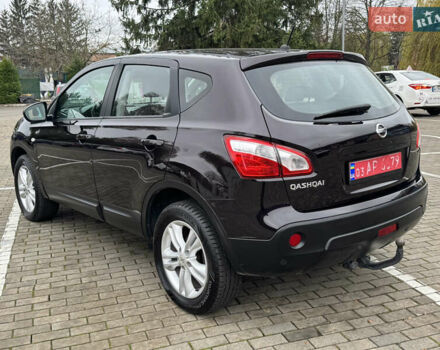 Красный Ниссан Кашкай, объемом двигателя 1.6 л и пробегом 163 тыс. км за 9950 $, фото 10 на Automoto.ua