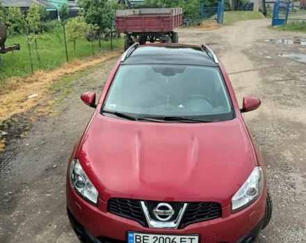 Красный Ниссан Кашкай, объемом двигателя 1.6 л и пробегом 153 тыс. км за 8800 $, фото 3 на Automoto.ua