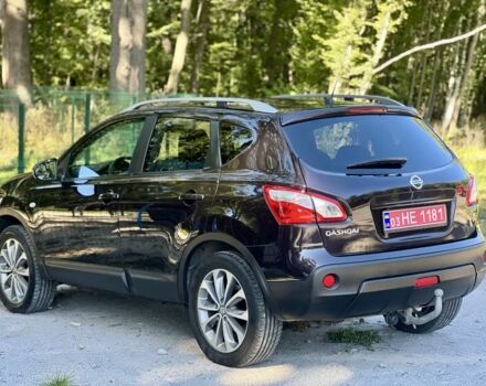 Червоний Ніссан Кашкай, об'ємом двигуна 2 л та пробігом 228 тис. км за 11599 $, фото 3 на Automoto.ua