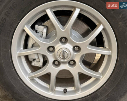 Красный Ниссан Кашкай, объемом двигателя 1.5 л и пробегом 150 тыс. км за 9999 $, фото 52 на Automoto.ua