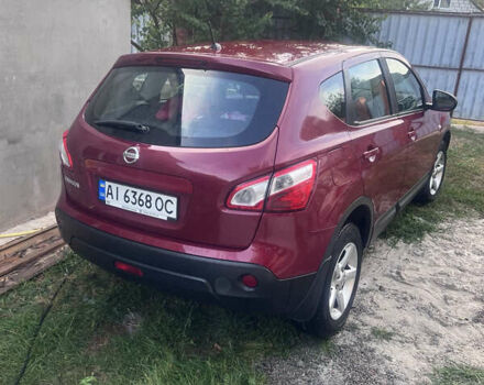 Красный Ниссан Кашкай, объемом двигателя 2 л и пробегом 102 тыс. км за 13000 $, фото 4 на Automoto.ua