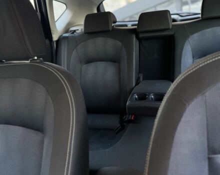 Красный Ниссан Кашкай, объемом двигателя 1.5 л и пробегом 241 тыс. км за 9600 $, фото 7 на Automoto.ua