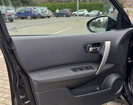 Красный Ниссан Кашкай, объемом двигателя 1.6 л и пробегом 163 тыс. км за 9950 $, фото 15 на Automoto.ua