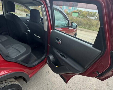Червоний Ніссан Кашкай, об'ємом двигуна 2 л та пробігом 209 тис. км за 10500 $, фото 3 на Automoto.ua