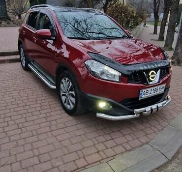 Червоний Ніссан Кашкай, об'ємом двигуна 1.46 л та пробігом 223 тис. км за 11800 $, фото 1 на Automoto.ua