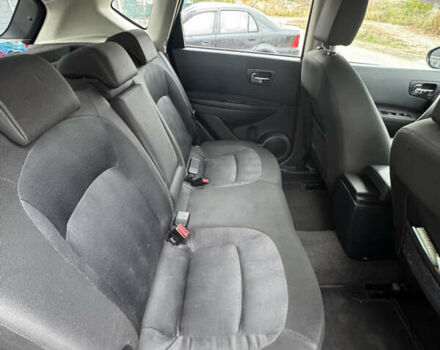 Червоний Ніссан Кашкай, об'ємом двигуна 2 л та пробігом 209 тис. км за 10500 $, фото 2 на Automoto.ua