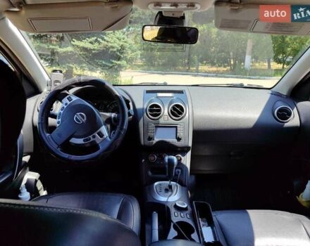 Ніссан Кашкай 2010 у Одесі на Automoto.ua Червоний Ніссан Кашкай, об'ємом двигуна 2 л та пробігом 179 тис. км за 10500 $, фото 11 на Automoto.ua