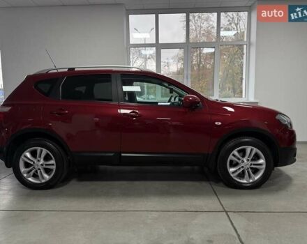 Червоний Ніссан Кашкай, об'ємом двигуна 1.5 л та пробігом 141 тис. км за 11200 $, фото 3 на Automoto.ua