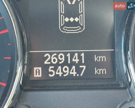 Червоний Ніссан Кашкай, об'ємом двигуна 1.46 л та пробігом 269 тис. км за 11300 $, фото 9 на Automoto.ua