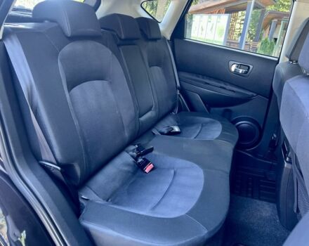 Червоний Ніссан Кашкай, об'ємом двигуна 2 л та пробігом 228 тис. км за 11599 $, фото 5 на Automoto.ua