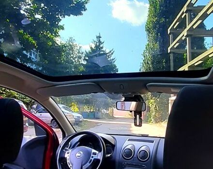 Красный Ниссан Кашкай, объемом двигателя 2 л и пробегом 227 тыс. км за 10000 $, фото 5 на Automoto.ua