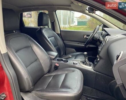 Красный Ниссан Кашкай, объемом двигателя 2 л и пробегом 202 тыс. км за 11350 $, фото 13 на Automoto.ua