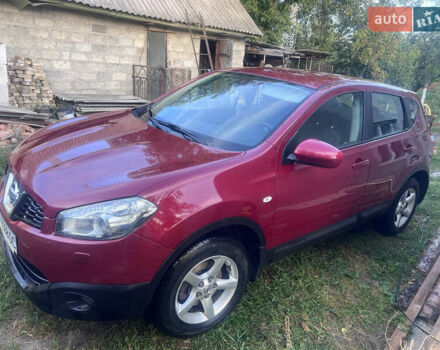 Красный Ниссан Кашкай, объемом двигателя 2 л и пробегом 102 тыс. км за 13000 $, фото 2 на Automoto.ua