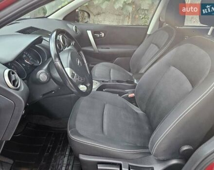 Красный Ниссан Кашкай, объемом двигателя 2 л и пробегом 274 тыс. км за 8200 $, фото 11 на Automoto.ua