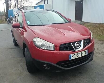 Красный Ниссан Кашкай, объемом двигателя 1.5 л и пробегом 225 тыс. км за 9498 $, фото 2 на Automoto.ua