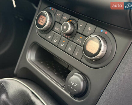 Красный Ниссан Кашкай, объемом двигателя 1.5 л и пробегом 150 тыс. км за 9999 $, фото 16 на Automoto.ua