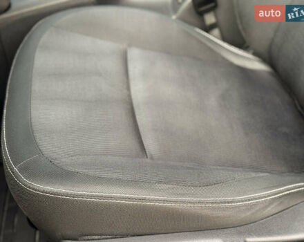 Красный Ниссан Кашкай, объемом двигателя 1.5 л и пробегом 150 тыс. км за 9999 $, фото 24 на Automoto.ua