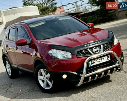 Красный Ниссан Кашкай, объемом двигателя 2 л и пробегом 165 тыс. км за 7900 $, фото 4 на Automoto.ua