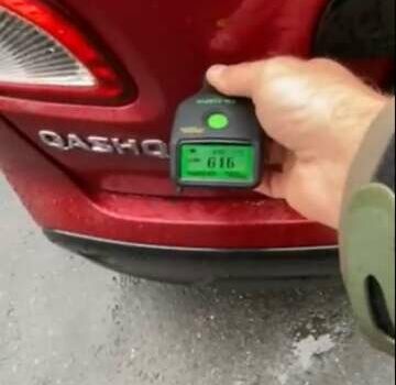 Красный Ниссан Кашкай, объемом двигателя 1.6 л и пробегом 186 тыс. км за 9850 $, фото 24 на Automoto.ua