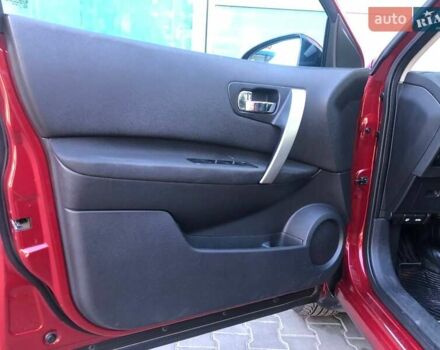 Червоний Ніссан Кашкай, об'ємом двигуна 2 л та пробігом 107 тис. км за 10000 $, фото 7 на Automoto.ua
