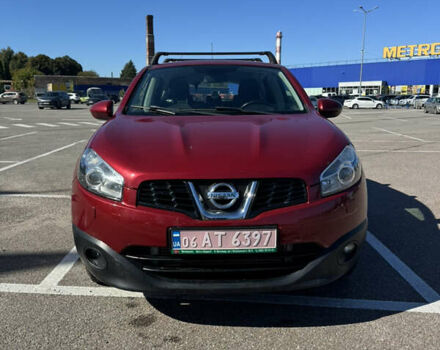 Красный Ниссан Кашкай, объемом двигателя 2 л и пробегом 202 тыс. км за 11300 $, фото 1 на Automoto.ua