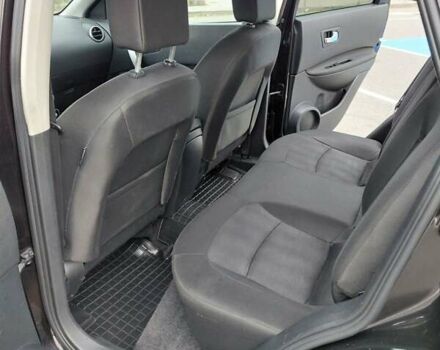 Красный Ниссан Кашкай, объемом двигателя 2 л и пробегом 172 тыс. км за 10500 $, фото 9 на Automoto.ua