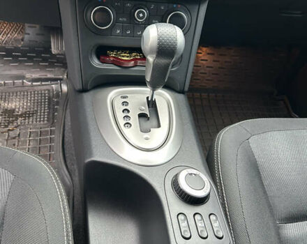 Червоний Ніссан Кашкай, об'ємом двигуна 2 л та пробігом 82 тис. км за 12499 $, фото 7 на Automoto.ua