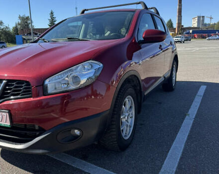 Красный Ниссан Кашкай, объемом двигателя 2 л и пробегом 207 тыс. км за 11750 $, фото 2 на Automoto.ua