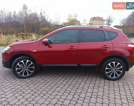 Красный Ниссан Кашкай, объемом двигателя 2 л и пробегом 117 тыс. км за 11100 $, фото 5 на Automoto.ua