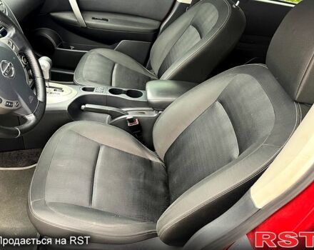 Красный Ниссан Кашкай, объемом двигателя 2 л и пробегом 61 тыс. км за 11400 $, фото 13 на Automoto.ua