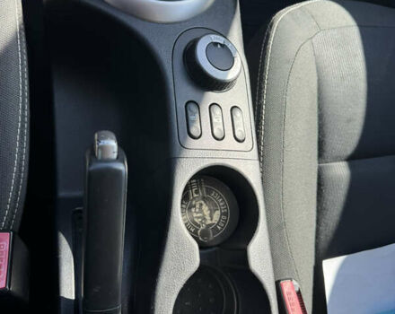 Красный Ниссан Кашкай, объемом двигателя 2 л и пробегом 207 тыс. км за 11750 $, фото 15 на Automoto.ua