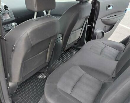 Красный Ниссан Кашкай, объемом двигателя 2 л и пробегом 172 тыс. км за 10500 $, фото 12 на Automoto.ua