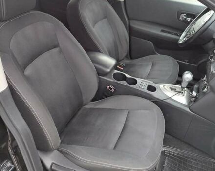 Красный Ниссан Кашкай, объемом двигателя 2 л и пробегом 172 тыс. км за 10500 $, фото 26 на Automoto.ua