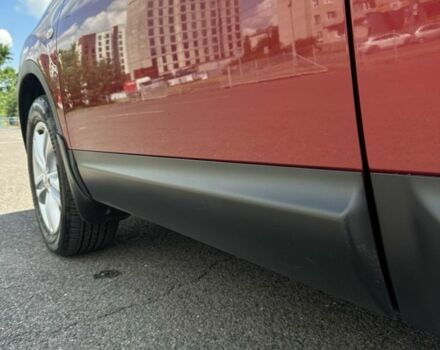 Красный Ниссан Кашкай, объемом двигателя 2 л и пробегом 300 тыс. км за 10000 $, фото 7 на Automoto.ua