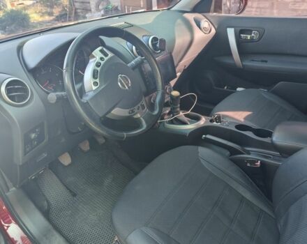 Красный Ниссан Кашкай, объемом двигателя 1.5 л и пробегом 330 тыс. км за 9500 $, фото 3 на Automoto.ua