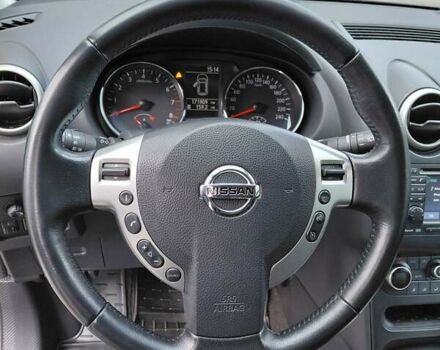 Красный Ниссан Кашкай, объемом двигателя 2 л и пробегом 172 тыс. км за 10500 $, фото 19 на Automoto.ua