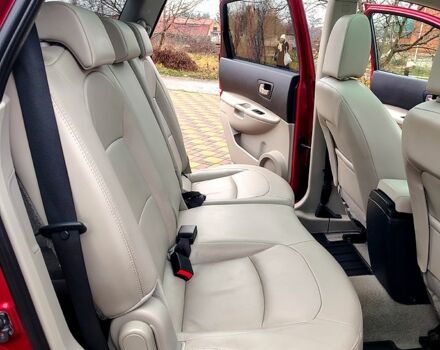 Красный Ниссан Кашкай, объемом двигателя 1.5 л и пробегом 203 тыс. км за 11700 $, фото 6 на Automoto.ua