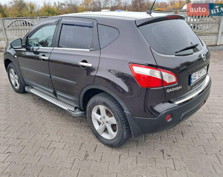 Ніссан Кашкай 2011 у Кривому Розі на Automoto.ua Червоний Ніссан Кашкай, об'ємом двигуна 1.99 л та пробігом 140 тис. км за 10700 $, фото 4 на Automoto.ua