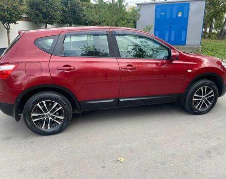 Красный Ниссан Кашкай, объемом двигателя 1.5 л и пробегом 225 тыс. км за 9800 $, фото 4 на Automoto.ua