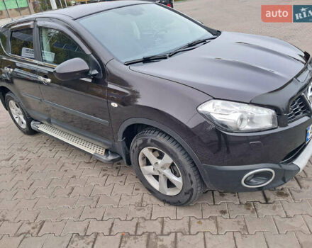 Ніссан Кашкай 2011 у Кривому Розі на Automoto.ua Червоний Ніссан Кашкай, об'ємом двигуна 1.99 л та пробігом 140 тис. км за 10700 $, фото 5 на Automoto.ua