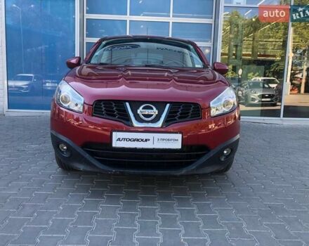 Червоний Ніссан Кашкай, об'ємом двигуна 2 л та пробігом 107 тис. км за 10000 $, фото 2 на Automoto.ua