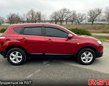 Красный Ниссан Кашкай, объемом двигателя 2 л и пробегом 61 тыс. км за 11400 $, фото 6 на Automoto.ua