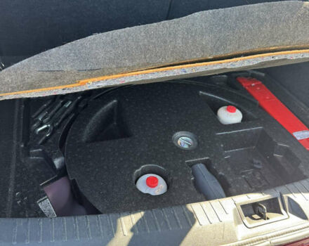 Красный Ниссан Кашкай, объемом двигателя 2 л и пробегом 207 тыс. км за 11750 $, фото 13 на Automoto.ua