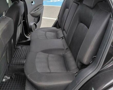 Красный Ниссан Кашкай, объемом двигателя 2 л и пробегом 172 тыс. км за 10500 $, фото 13 на Automoto.ua