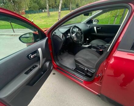 Красный Ниссан Кашкай, объемом двигателя 1.5 л и пробегом 225 тыс. км за 9800 $, фото 8 на Automoto.ua