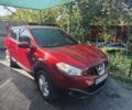 Красный Ниссан Кашкай, объемом двигателя 1.5 л и пробегом 330 тыс. км за 9500 $, фото 1 на Automoto.ua