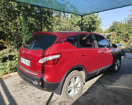 Красный Ниссан Кашкай, объемом двигателя 1.5 л и пробегом 330 тыс. км за 9500 $, фото 1 на Automoto.ua