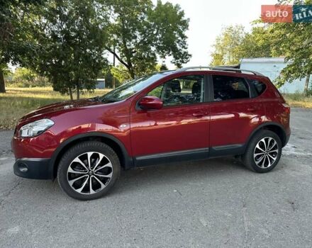 Червоний Ніссан Кашкай, об'ємом двигуна 1.5 л та пробігом 230 тис. км за 11500 $, фото 2 на Automoto.ua